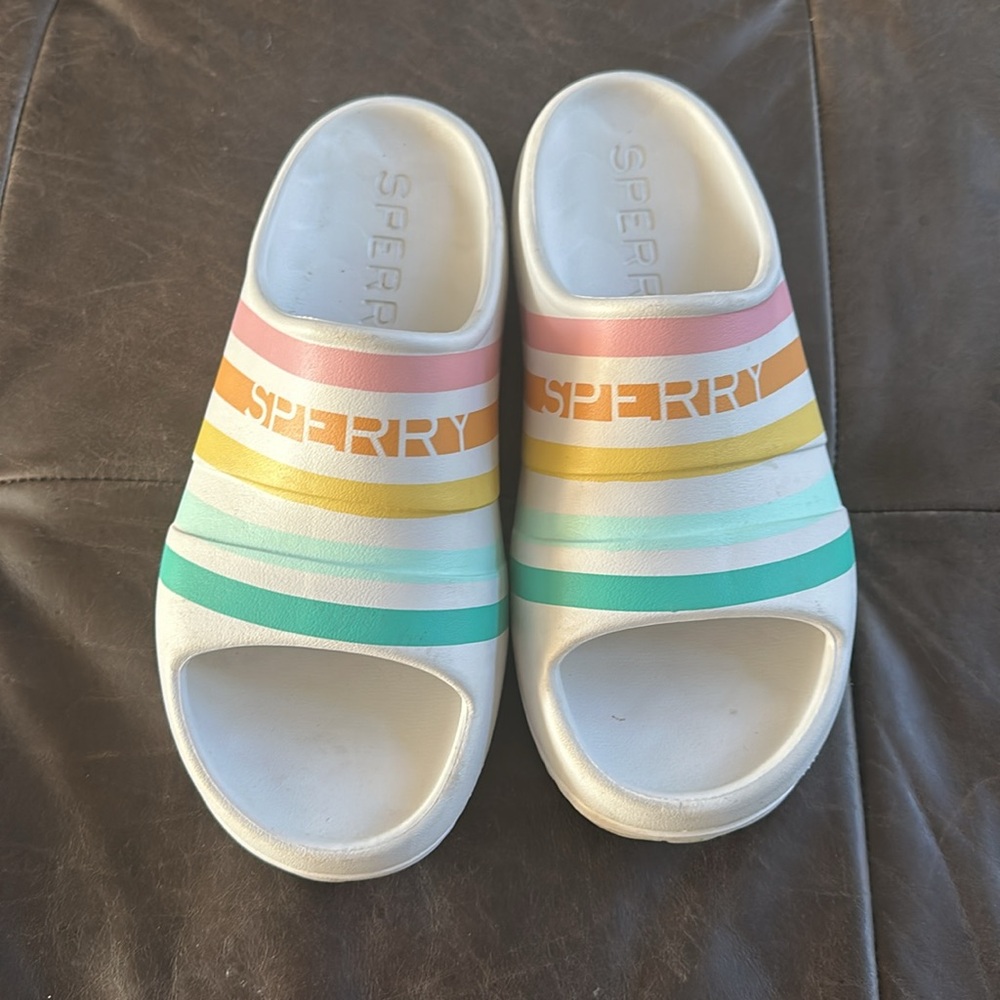 Sperry slides - Picture 2 of 3